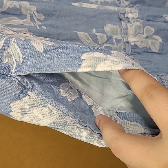 Old Navy Size 4X Blue Floral Cotton Smocked Tiered Sleeveless Midi Dress - Picture 3 of 10